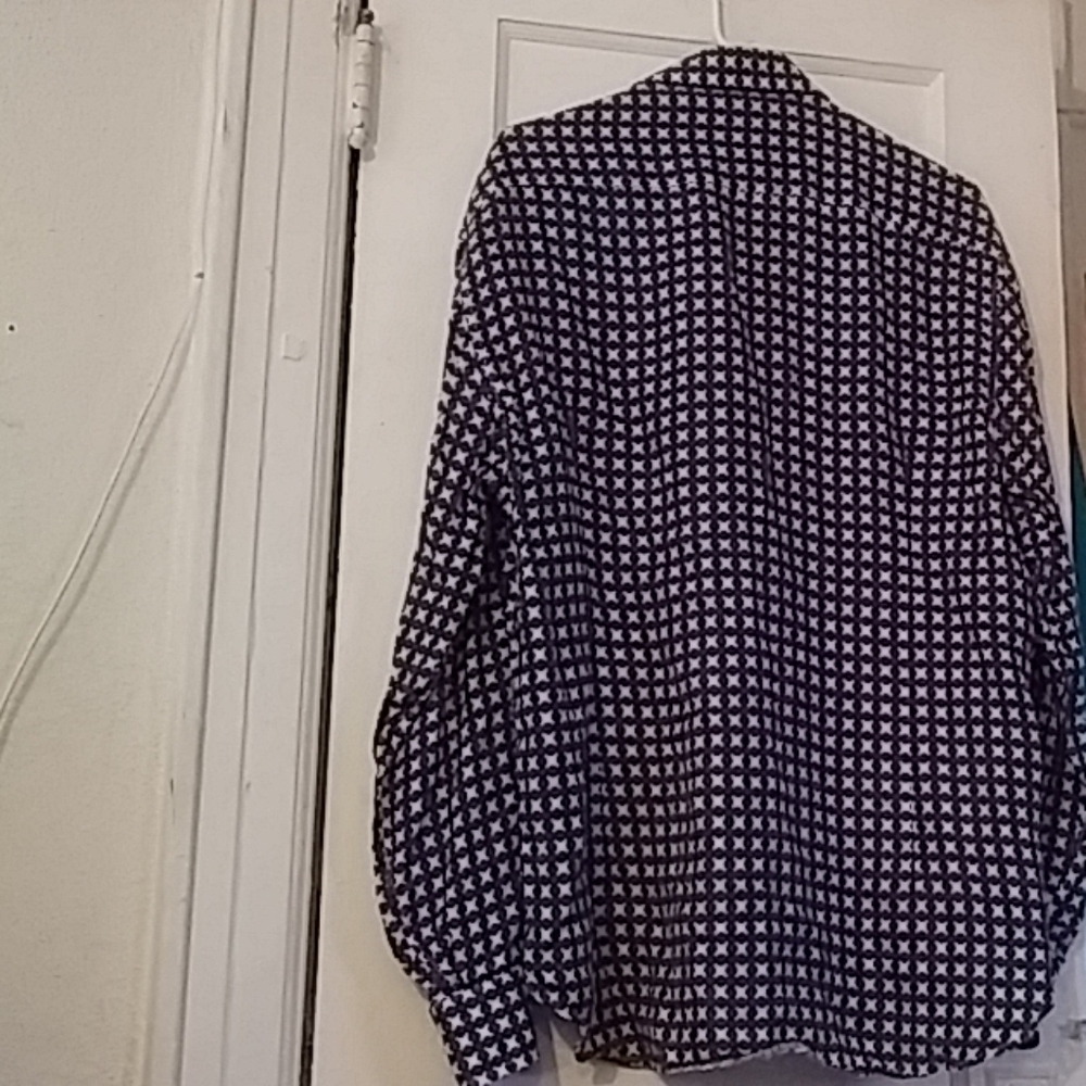 Shirt - Picture 2 of 2